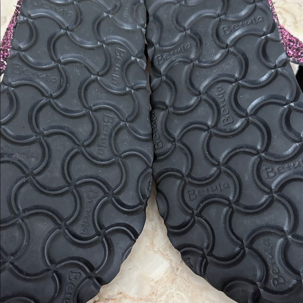 Betula by Birkenstock Gizeh Sandals – Pink Glitter – Size 5 - Picture 13 of 13